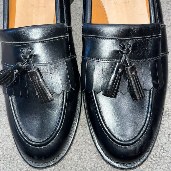 Allen Edmonds Black Tassel Loafers - Picture 2 of 11